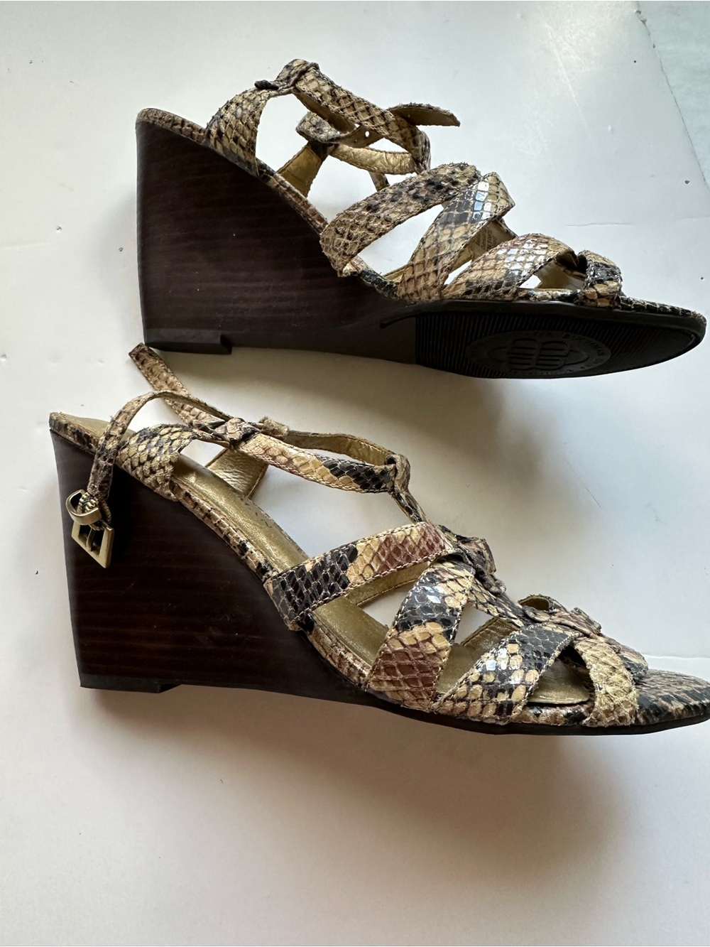 Dana Buchman Genuine Leather Snake Print Wedge Sandals Size 8
